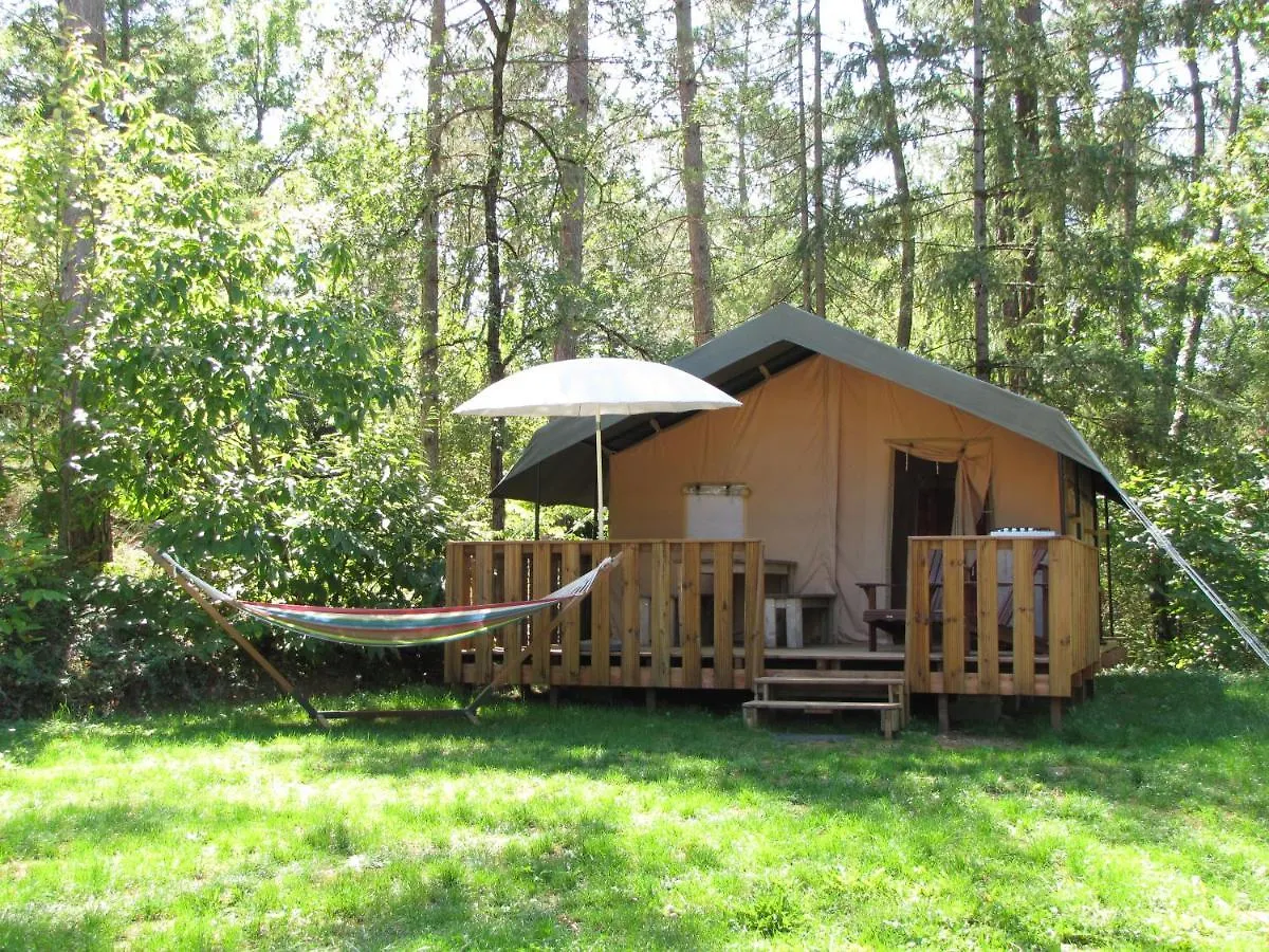 Hôtel Camping La Tuque à Belaye 0*,  France